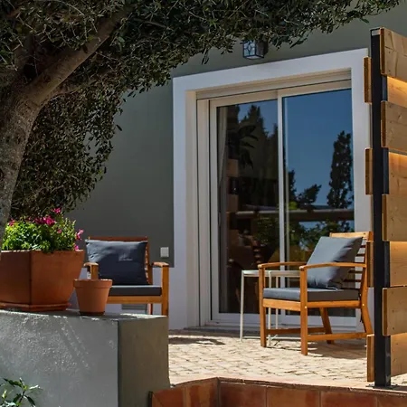 Farm Olive, Casa Bougainvillea Apartment