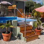 Apartmán Farm Olive, Casa Bougainvillea *